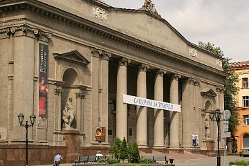 Национальный художественный музей проводит акцию "Искусство создавать"
